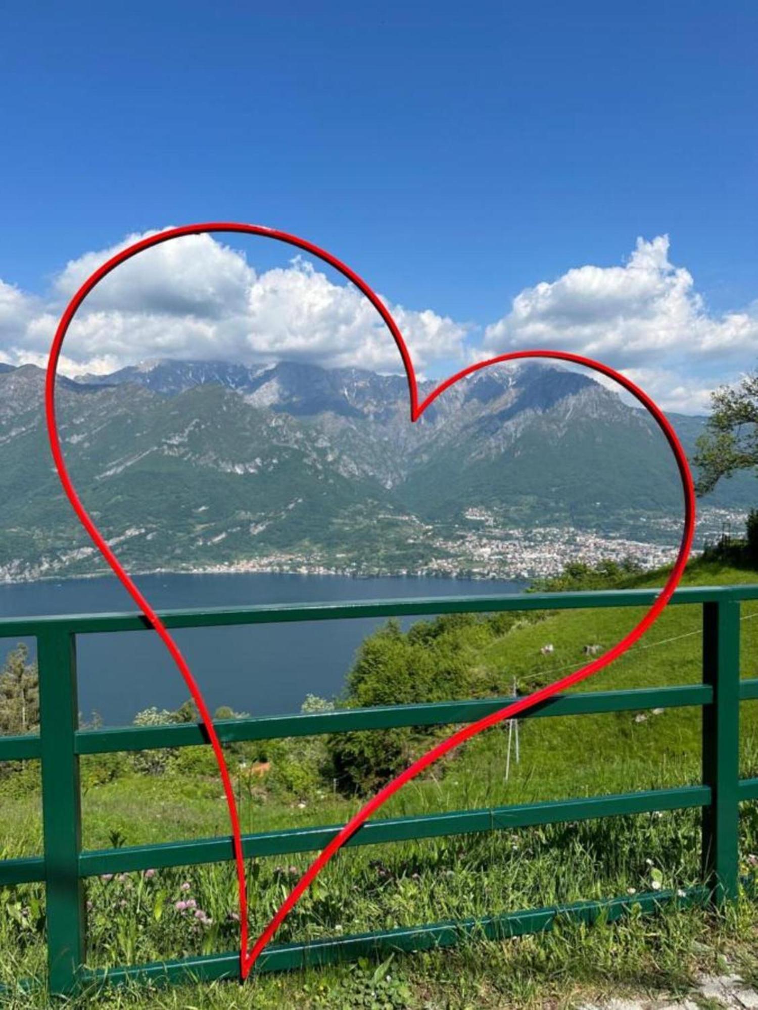 Campeggio Madonna Del Ghisallo Oliveto Lario Kültér fotó